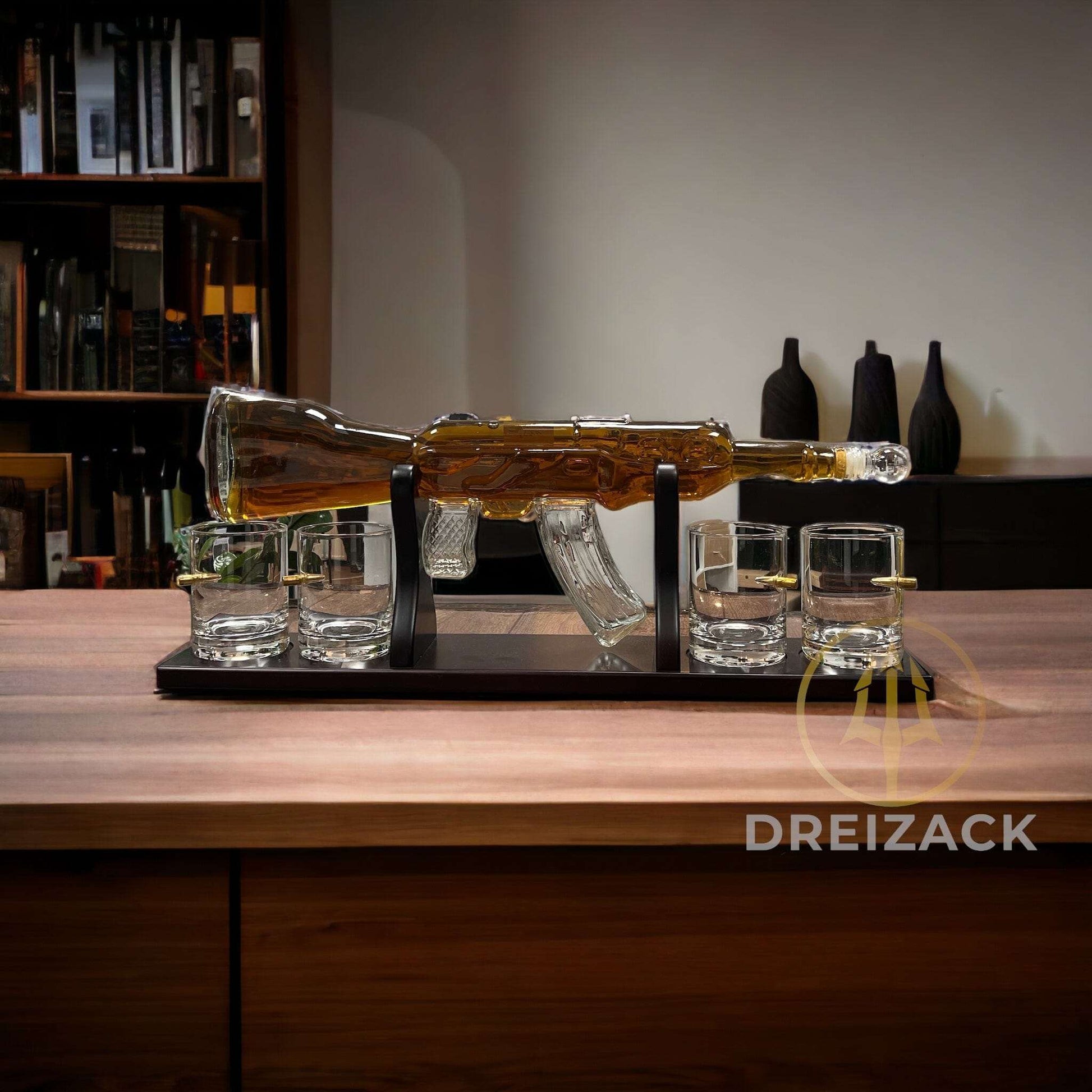 Glas Karaffe "AK" inkl. 4 Spezial Gläser und Aufsteller Home Decor Dreizack oesterreich handgemachte geschenke in wien