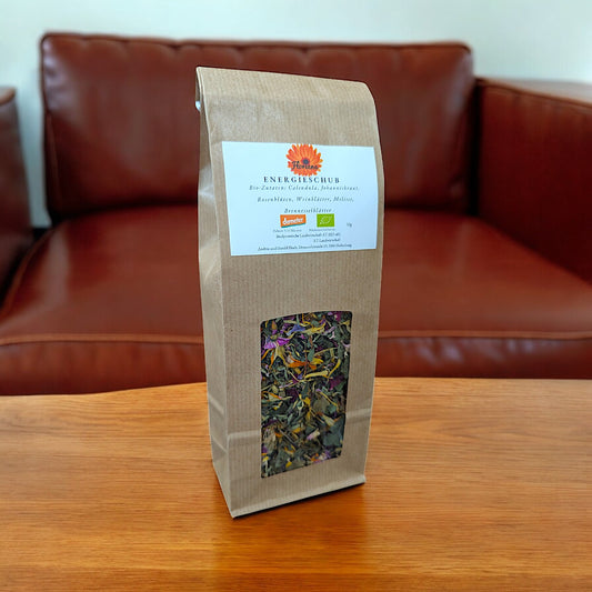 Demeter-zertifizierter Kräutertee „Energieschub“ von Floriena, handverlesene Blüten & Kräuter, Bio-Tee mit Johanniskraut & Calendula, 50g, belebender Tee-Genuss.