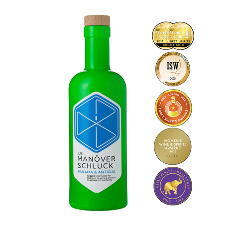 JJs Manöverschluck Panama & Antigua – Premium-Rumspirituose mit Vanille, Haselnuss & Meersalz, 500 ml Flasche im Seefahrer-Design bei Dreizack Wien
