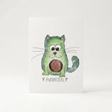 Handgemalte Grußkarte im A6-Format mit Avocado-Katze in Aquarell-Optik auf Premium Felt Karton.