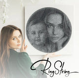 RingString DIY-Set bei Dreizack Wien – personalisiertes Kunstwerk aus MDF, Nägeln und Faden, 50×50 cm oder 35×35 cm, mit Audio-Anleitung, vor Ort ansehbar, exklusiv in Österreich erhältlich