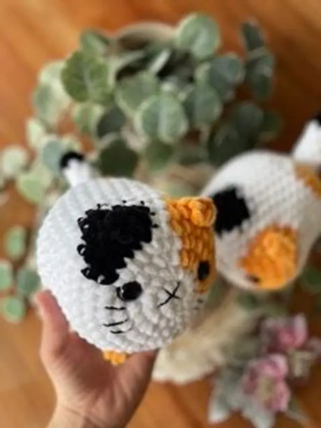Personalisiertes Amigurumi Katzenplüschi handgefertigt nach Foto, Häkelkatze ca. 13–15 cm, einzigartiges Geschenk & Andenken von Loras Handicrafts Wien
