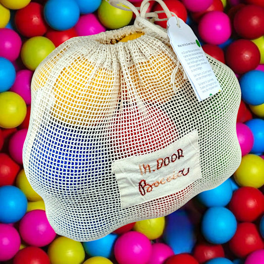 Handgemachtes Indoor-Boccia-Set aus Stoff von DieFeineArt, weiches Boccia-Spiel für drinnen, geeignet für Kinder, Senioren & Familien.