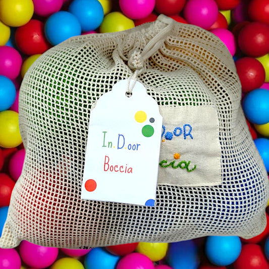 Handgemachtes Indoor-Boccia-Set aus Stoff von DieFeineArt, weiches Boccia-Spiel für drinnen, geeignet für Kinder, Senioren & Familien.