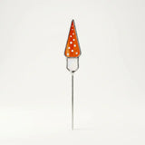 Pflanzenstecker Glas in Form eines orangefarbenen Fliegenpilzes, gefertigt in Tiffany-Technik mit Kupferfolie und Lötzinn.