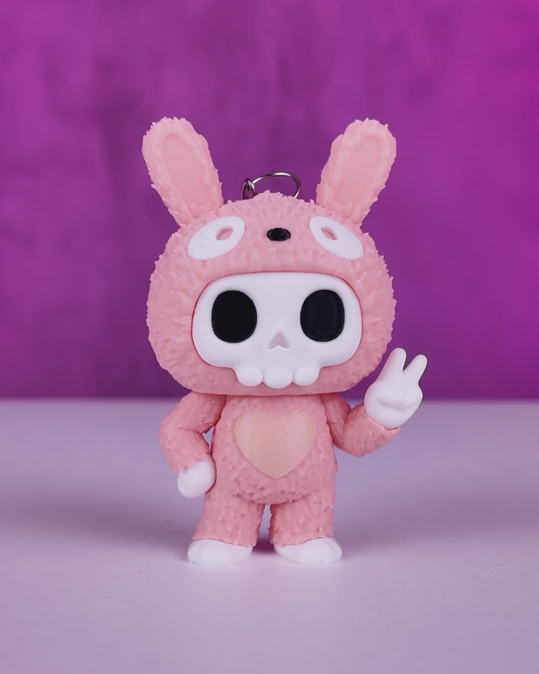 Bunny Bones Skullies Hase – Totenkopf Schlüsselanhänger & Dekofigur, handmade aus Wien, in Wunschfarbe