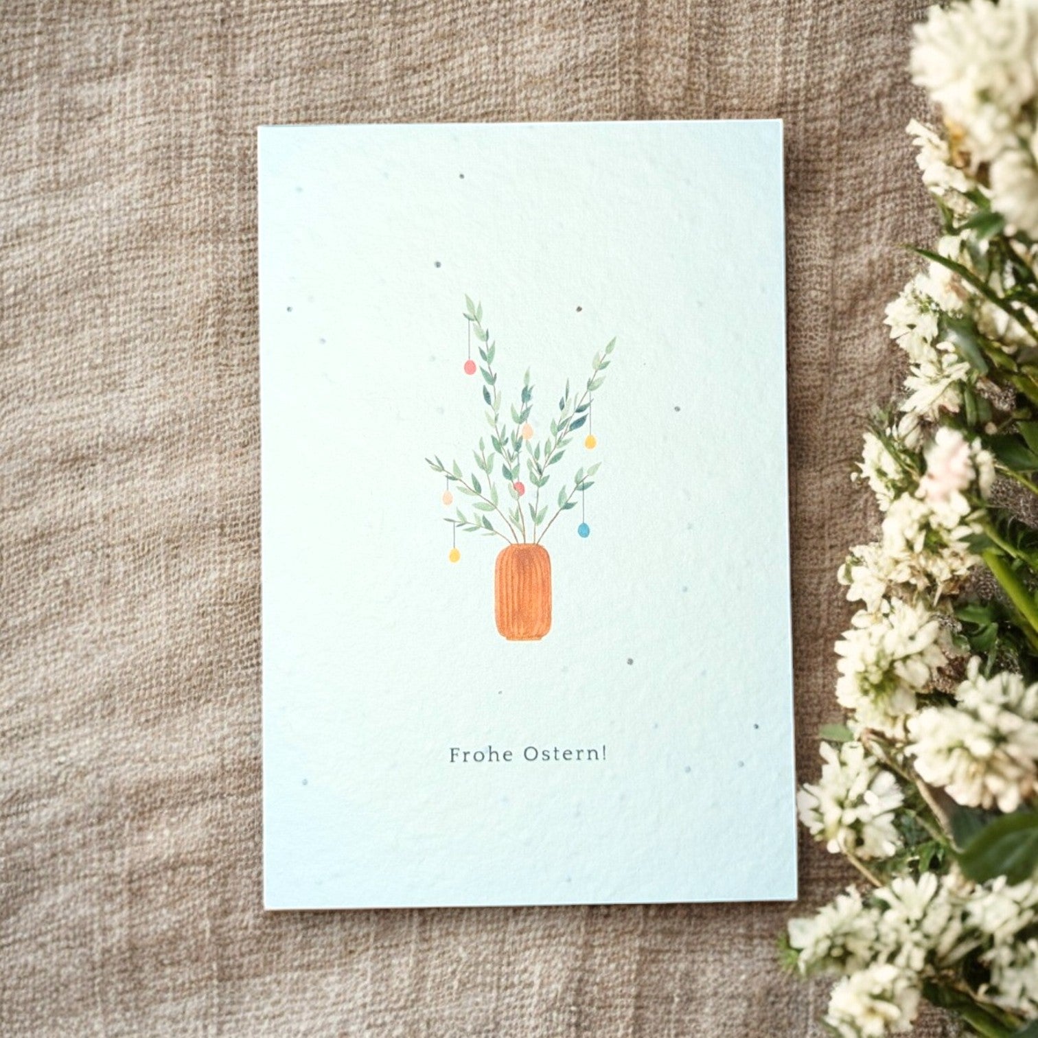 Saatpapier-Grußkarte Frohe Ostern von Blühwerk Papeterie, 9,5 x 14 cm, mit biologischen Thymiansamen, handgemacht in Wien, inklusive Kuvert, nachhaltig & einpflanzbar.