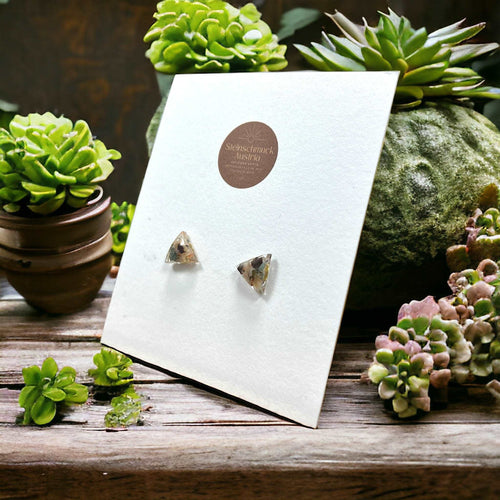 Handgemachte Steinschmuck Ohrstecker Dreieckig Mix Schmuck Steinschmuck Austria oesterreich handgemachte geschenke in wien