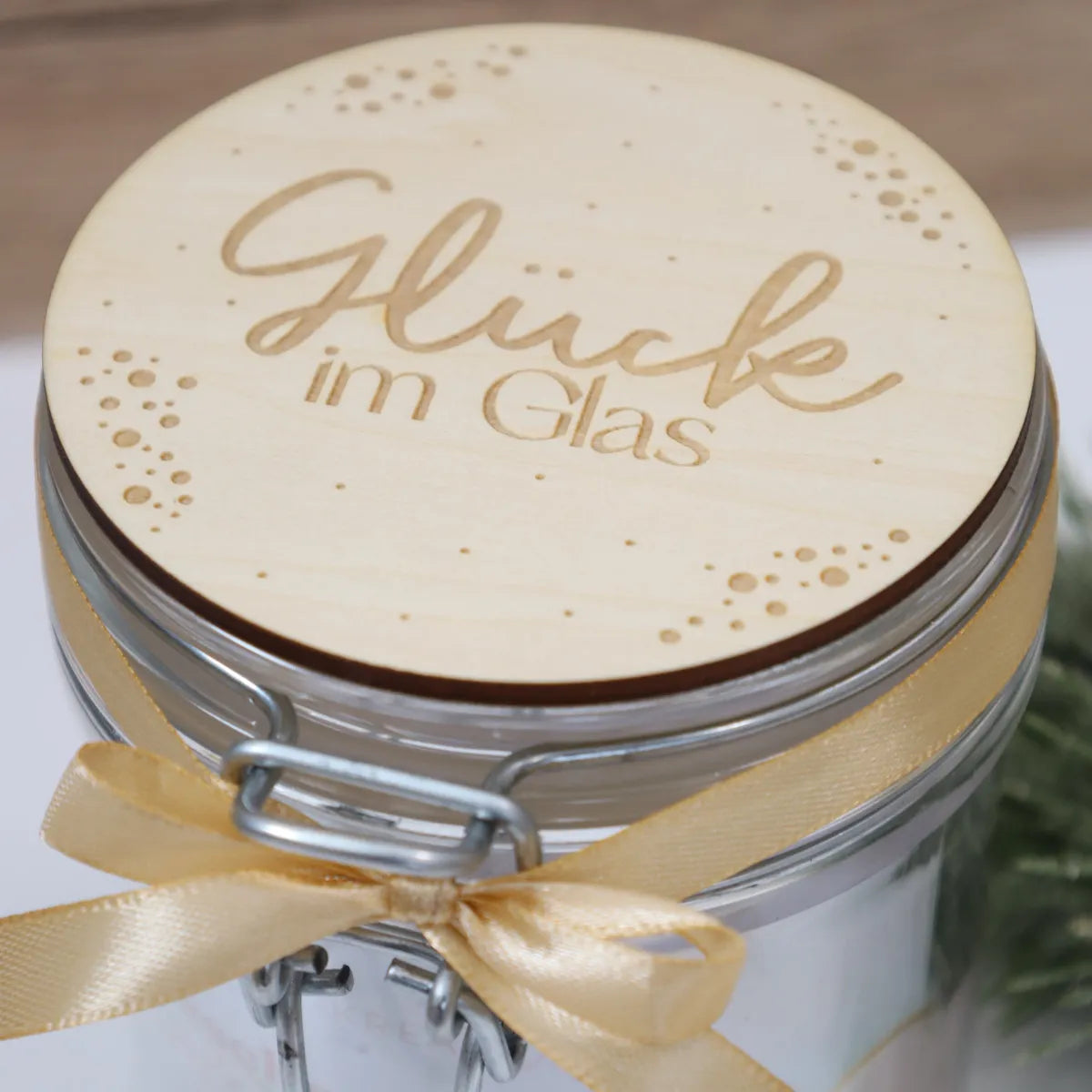 Vorratsglas mit graviertem Holzdeckel – personalisiertes Geschenkglas 500 ml, luftdicht, wiederverwendbar, Gravur handmade by Christine.Kreativ.Design, Dreizack Wien