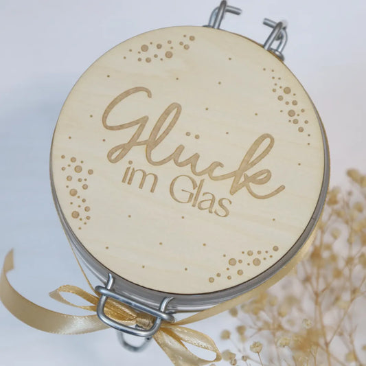 Vorratsglas mit graviertem Holzdeckel – personalisiertes Geschenkglas 500 ml, luftdicht, wiederverwendbar, Gravur handmade by Christine.Kreativ.Design, Dreizack Wien