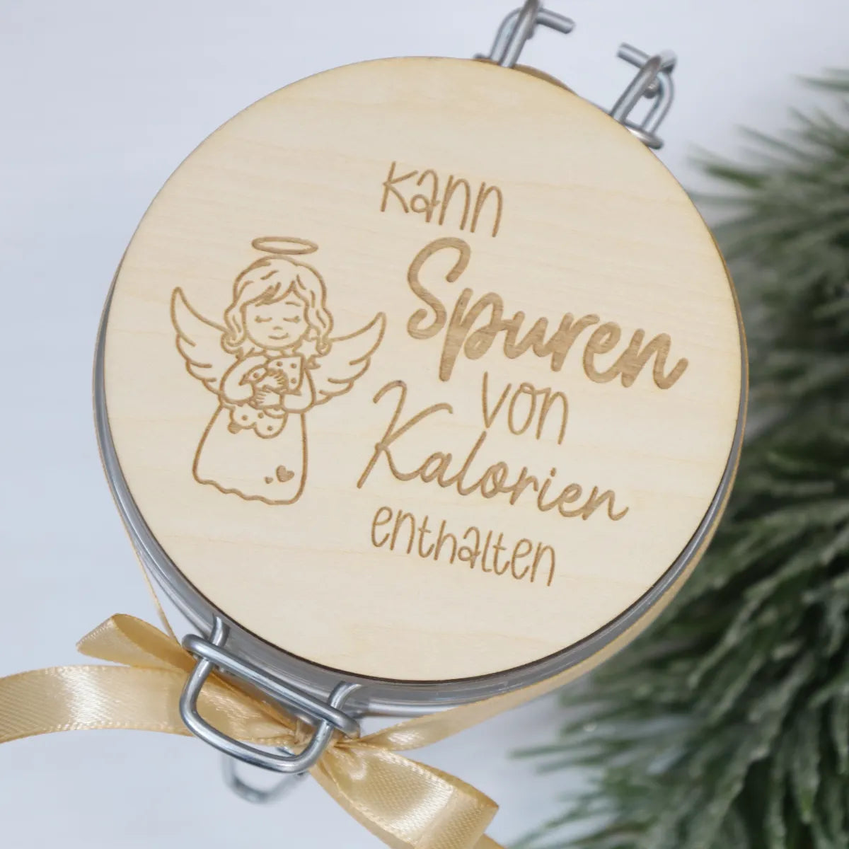 Vorratsglas mit graviertem Holzdeckel – personalisiertes Geschenkglas 500 ml, luftdicht, wiederverwendbar, Gravur handmade by Christine.Kreativ.Design, Dreizack Wien